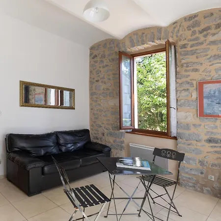Maison De Sud Ardeche Casa de Férias
